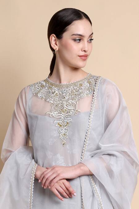Buy_Bhairavi Jaikishan_Gray Organza, Jacquard, Tissue Embroidery Round Neck Grey Kurta Set 