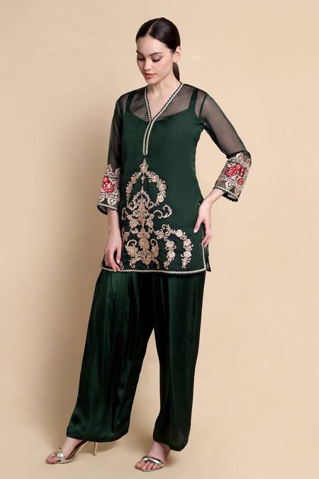 Shop_Bhairavi Jaikishan_Green Organza, Satin Embroidery V-neck Forest Designer Kurta Set 