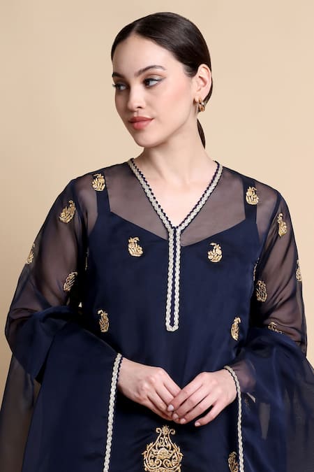 Shop_Bhairavi Jaikishan_Blue Organza, Satin Embroidery V-neck Kurta Set _Online_at_Aza_Fashions