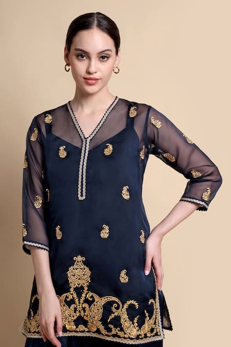 Buy_Bhairavi Jaikishan_Blue Organza, Satin Embroidery V-neck Kurta Set 