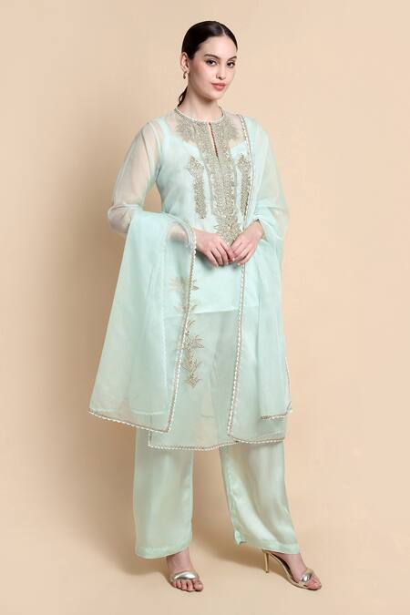 Bhairavi Jaikishan_Green Organza, Satin Embroidery Split V-neck Kurta Set _at_Aza_Fashions