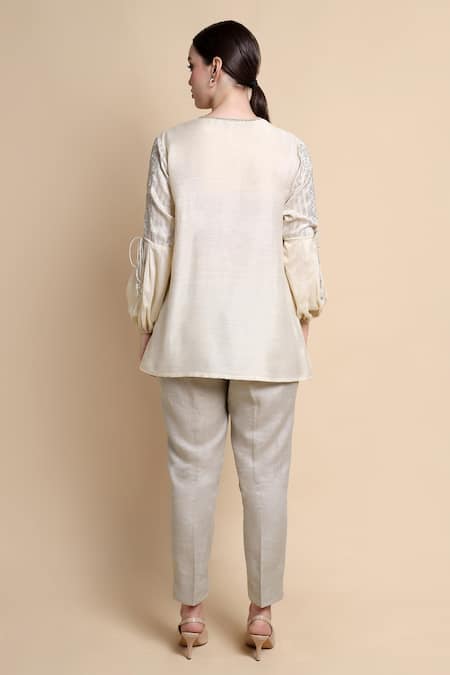 Bhairavi Jaikishan White Munga Silk Embroidered Kurta 