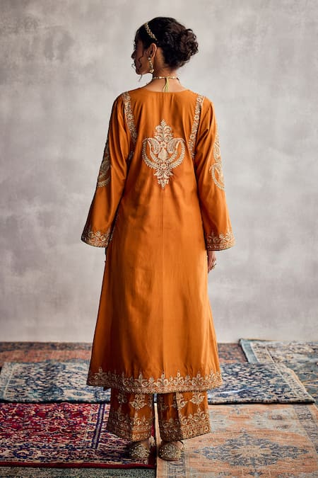 Aman Takyar Brick Orange Embroidered Kurta Set 
