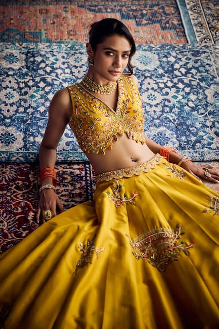 Shop_Aman Takyar_Yellow Organza Sequins, Embroidery, Beads V-neck Designer Spectra Lehenga Set _Online_at_Aza_Fashions