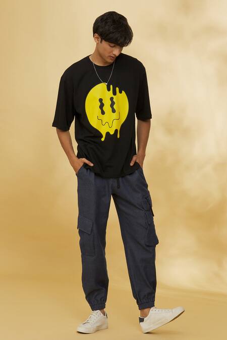Theorem_Black Cotton Melted Smiley Graphic T-shirt _Online_at_Aza_Fashions