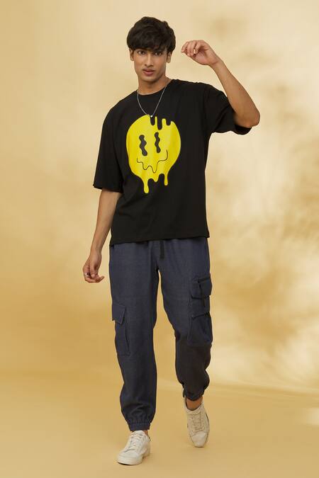 Buy_Theorem_Black Cotton Melted Smiley Graphic T-shirt _Online_at_Aza_Fashions