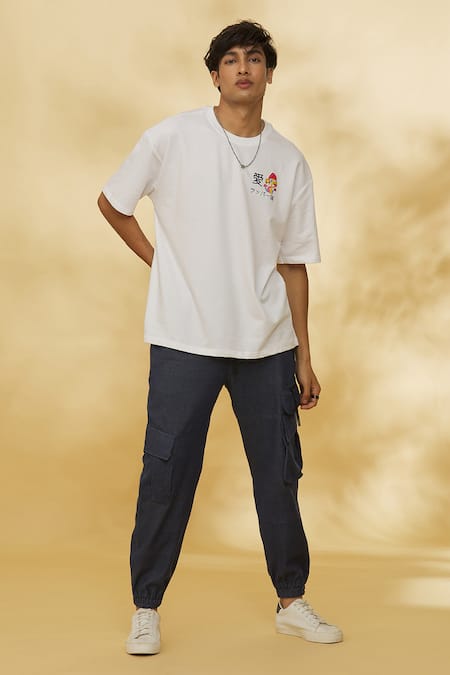 Shop_Theorem_White Cotton Dancing Mamba T-shirt _Online_at_Aza_Fashions