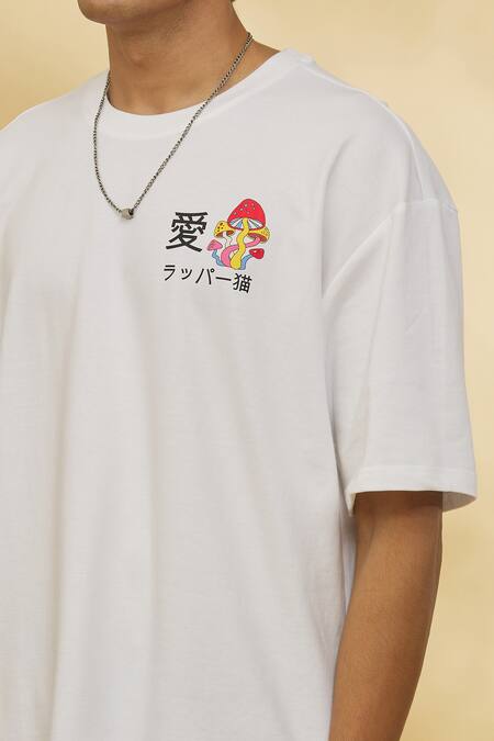 Theorem_White Cotton Dancing Mamba T-shirt _at_Aza_Fashions