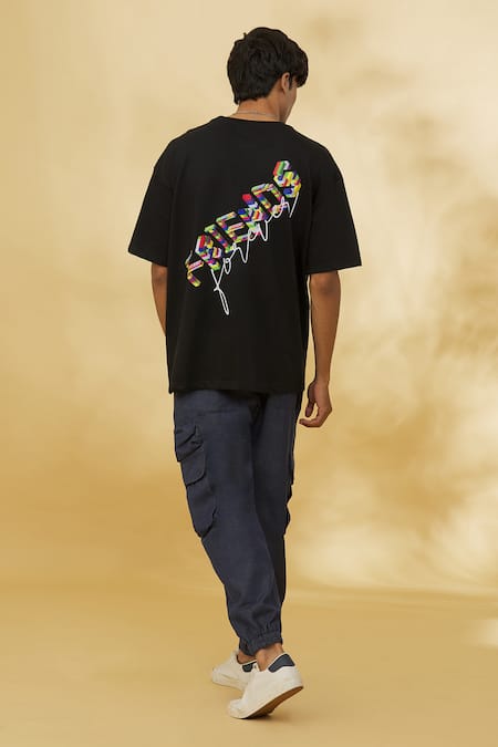 Buy_Theorem_Black Cotton Friends Forever Oversized T-shirt _Online_at_Aza_Fashions