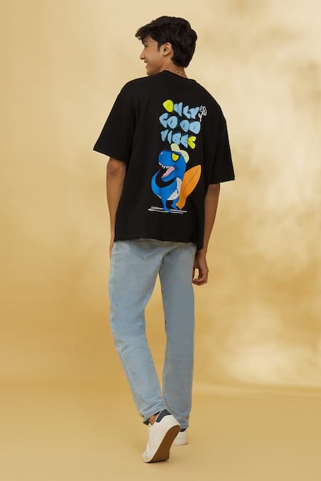 Buy_Theorem_Black Cotton Only Good Vibes T-shirt _Online_at_Aza_Fashions