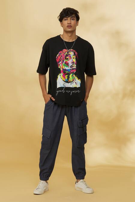 Theorem_Black Cotton Legends Are Forever T-shirt _Online_at_Aza_Fashions