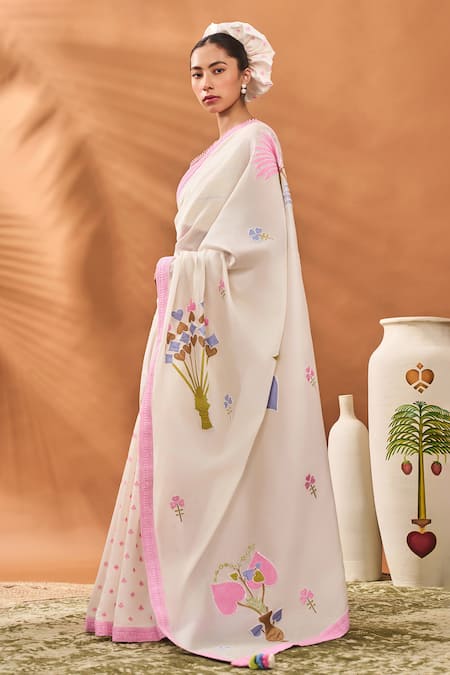 Buy Masaba Ivory Chanderi Tassels Round Neck Printed Saree Set Online at Aza Fashions Buy_Masaba_Ivory Chanderi Tassels Round Neck Printed Saree Set _Online_at_Aza_Fashions