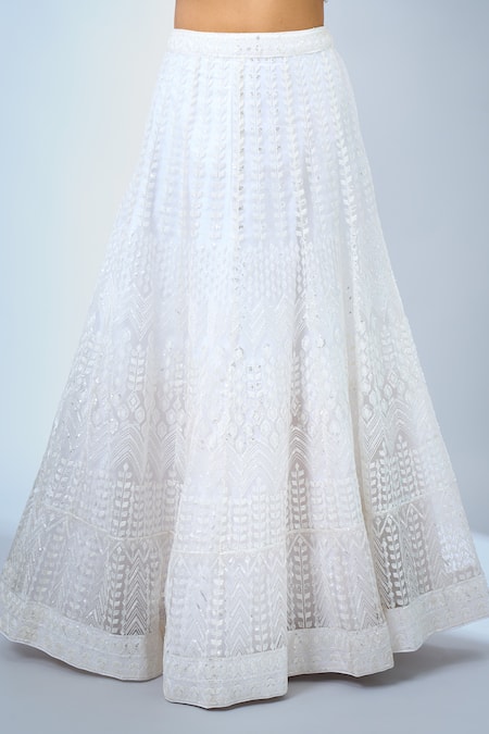 Buy_Samyukta Singhania_White Sequins, Embroidery Sweetheart Neck Lehenga Set 