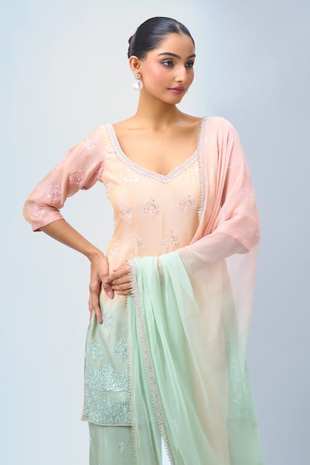Samyukta Singhania_Peach Georgette, Chiffon Embroidery, Sequins V-neck Ombre Kurta Set _at_Aza_Fashions