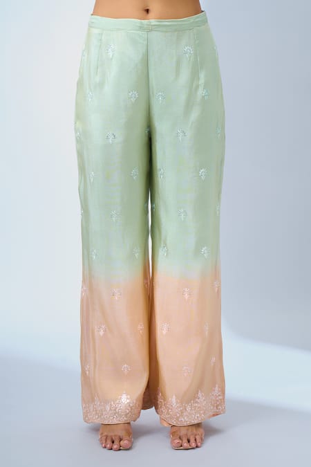 Buy_Samyukta Singhania_Peach Georgette, Chiffon Embroidery, Sequins V-neck Ombre Kurta Set 