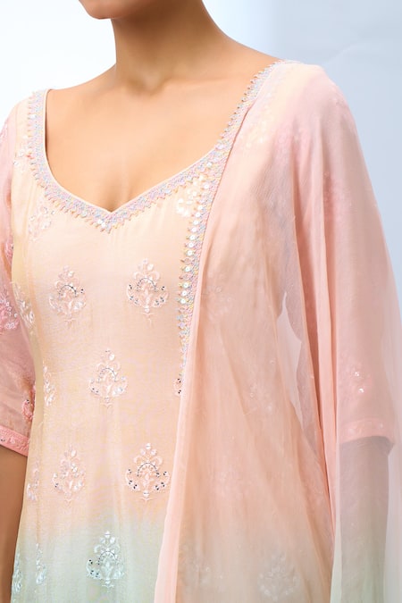 Shop_Samyukta Singhania_Peach Georgette, Chiffon Embroidery, Sequins V-neck Ombre Kurta Set 