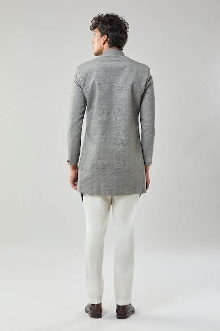 Arihant Rai Sinha Grey Swad Velvet Semi Indo Sherwani Set 