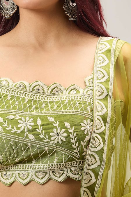 Samyukta Singhania_Green Silk, Net Embroidery Asymmetric Contrast Lehenga Set _Online_at_Aza_Fashions