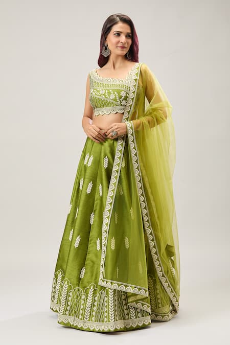 Buy_Samyukta Singhania_Green Silk, Net Embroidery Asymmetric Contrast Lehenga Set 