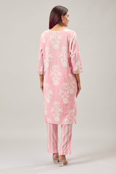 Samyukta Singhania Printed Pink Kurta Set 