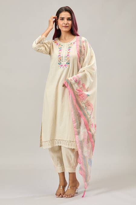 Buy_Samyukta Singhania_White Cotton Embroidery Round Neck Kurta Set_Online_at_Aza_Fashions