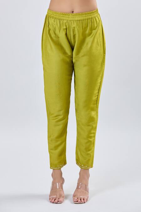 Samyukta Singhania_Yellow Embroidery Round Neck Gaji Silk Kurta Set_Online_at_Aza_Fashions