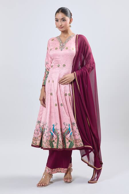 Buy_Samyukta Singhania_Pink Embroidery Split V-neck Foil Digital Anarkali Kurta Set