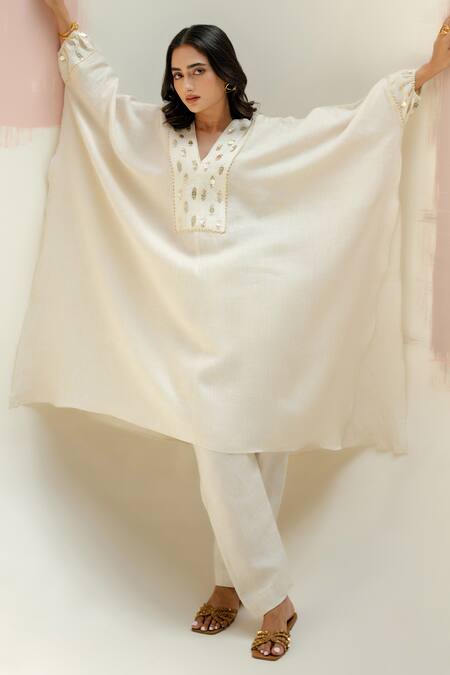 Prahnaaya_White Linen Embroidery V-neck Moroccan Star Kaftan With Pants_Online_at_Aza_Fashions