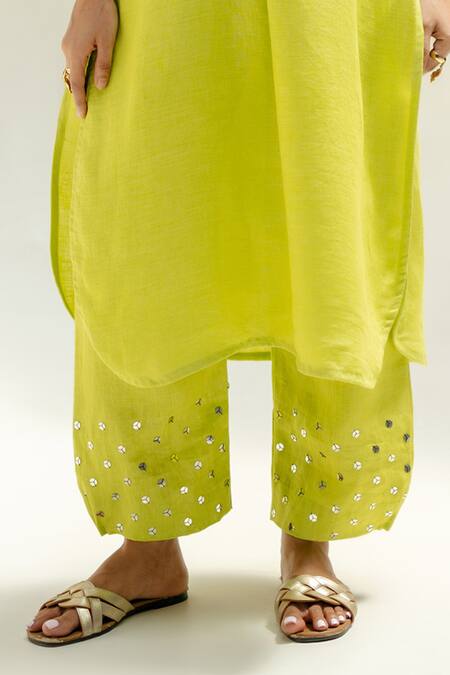 Buy_Prahnaaya_Green Linen Embroidery Collared Mia Slim Kurta And Hand Pants_Online_at_Aza_Fashions