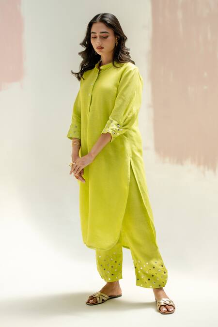 Prahnaaya_Green Linen Embroidery Collared Mia Slim Kurta And Hand Pants_at_Aza_Fashions