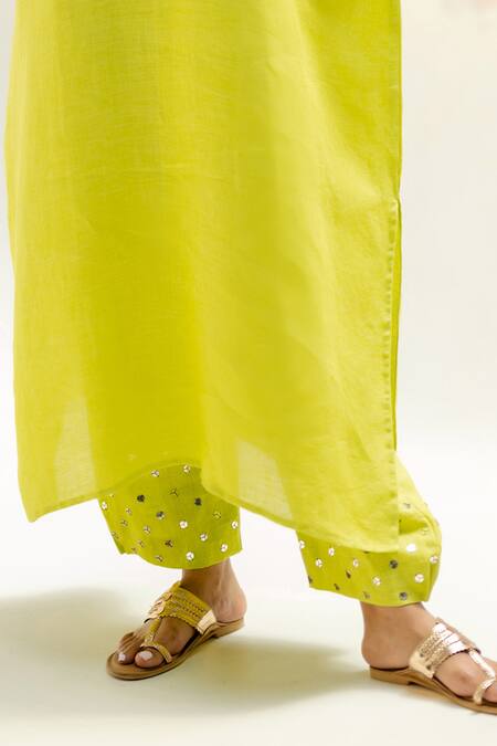 Prahnaaya_Green Linen Round Neck Longline Kaftan With Stylish Pants_Online_at_Aza_Fashions
