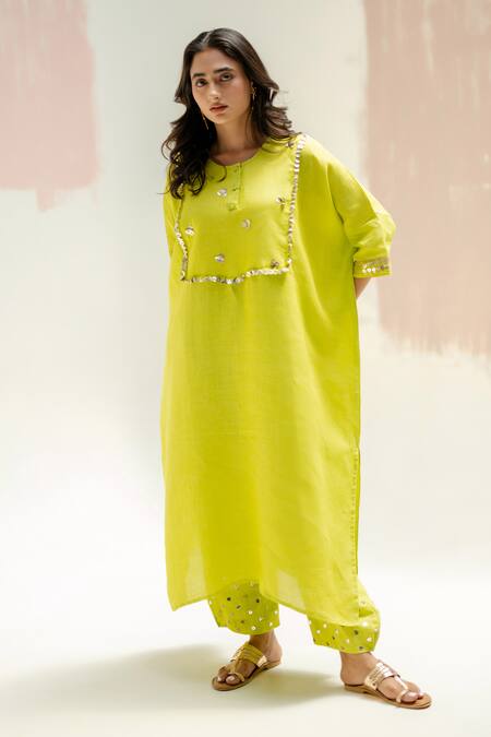 Shop_Prahnaaya_Green Linen Round Neck Longline Kaftan With Stylish Pants_Online_at_Aza_Fashions