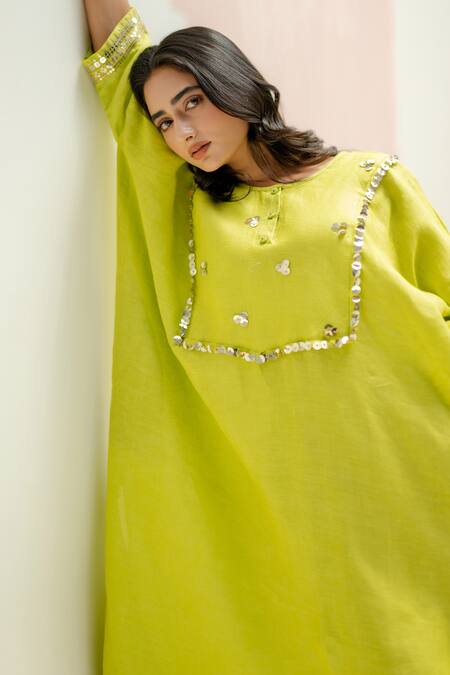 Prahnaaya_Green Linen Round Neck Longline Kaftan With Pants_at_Aza_Fashions