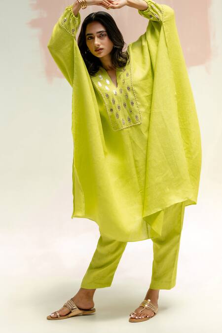 Shop_Prahnaaya_Green Linen Embroidery Split V-neck Moroccan Star Kaftan With Pants_Online_at_Aza_Fashions