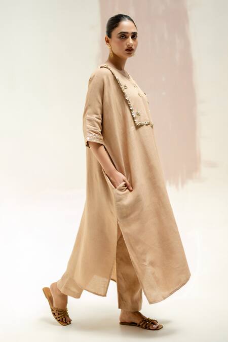 Buy Prahnaaya Beige Linen Round Neck Longline Kaftan Kurta Set Buy_Prahnaaya_Beige Linen Round Neck Longline Kaftan Kurta Set