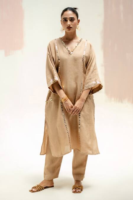 Prahnaaya_Beige Linen Sequins V-neck Aaram Choga Kurta Set_Online_at_Aza_Fashions