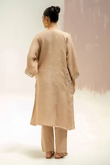 Buy_Prahnaaya_Beige Linen Sequins V-neck Aaram Choga Kurta Set_Online_at_Aza_Fashions