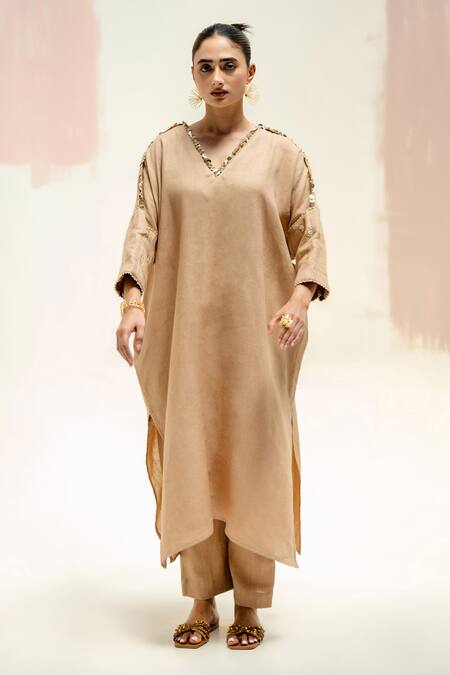 Shop_Prahnaaya_Beige Linen Embroidery V-neck Star Antifit Kurta Set_Online_at_Aza_Fashions