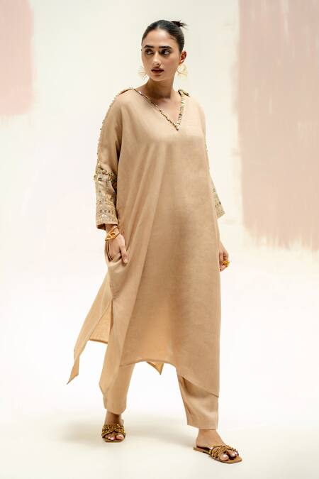Buy Prahnaaya Beige Linen Embroidery V-neck Antifit Kurta Set Online at Aza Fashions Buy_Prahnaaya_Beige Linen Embroidery V-neck Antifit Kurta Set_Online_at_Aza_Fashions