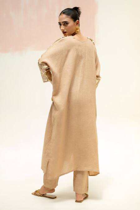 Shop Prahnaaya Beige Linen Embroidery V-neck Antifit Kurta Set at Aza Fashions Shop_Prahnaaya_Beige Linen Embroidery V-neck Antifit Kurta Set_at_Aza_Fashions