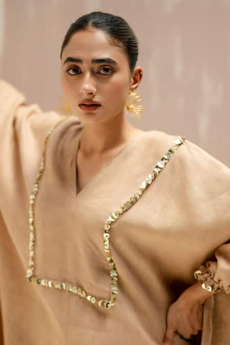 Prahnaaya_Beige Linen Sequins V-neck Moroccan Kurta Set With Pants_at_Aza_Fashions