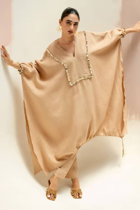 Buy_Prahnaaya_Beige Linen Sequins V-neck Moroccan Kurta Set With Pants