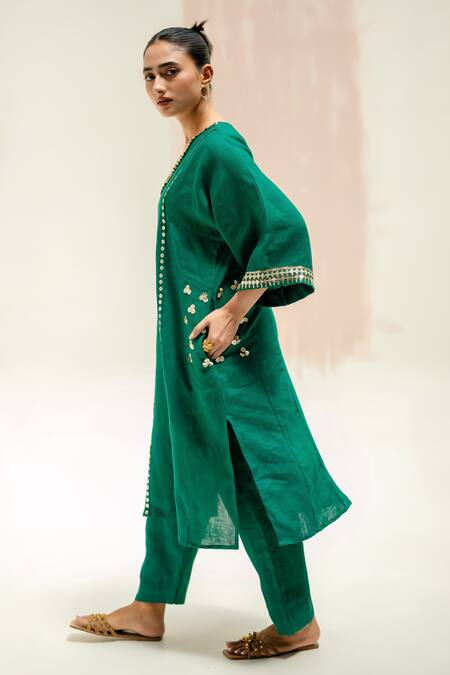 Shop_Prahnaaya_Green Linen Embroidery V-neck Aaram Choga Kurta Set_Online_at_Aza_Fashions