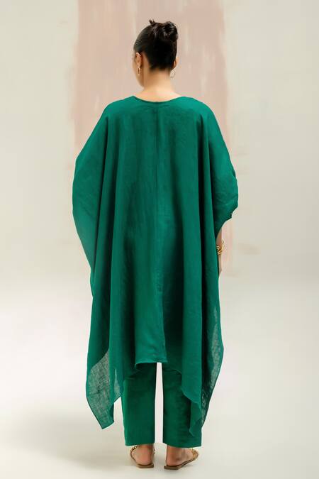 Shop Prahnaaya Green Linen Embroidery Split V-neck Moroccan Star Kaftan With Pants at Aza Fashions Shop_Prahnaaya_Green Linen Embroidery Split V-neck Moroccan Star Kaftan With Pants_at_Aza_Fashions