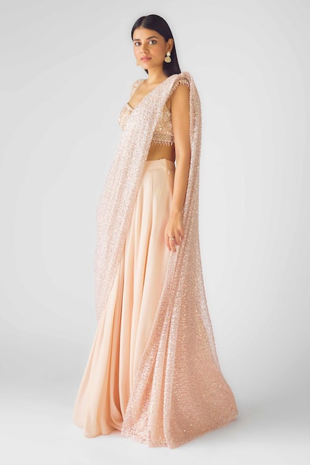 Buy_Basanti - Kapde Aur Koffee_Peach Georgette Sequins, Pearls Draped Saree Set_Online_at_Aza_Fashions