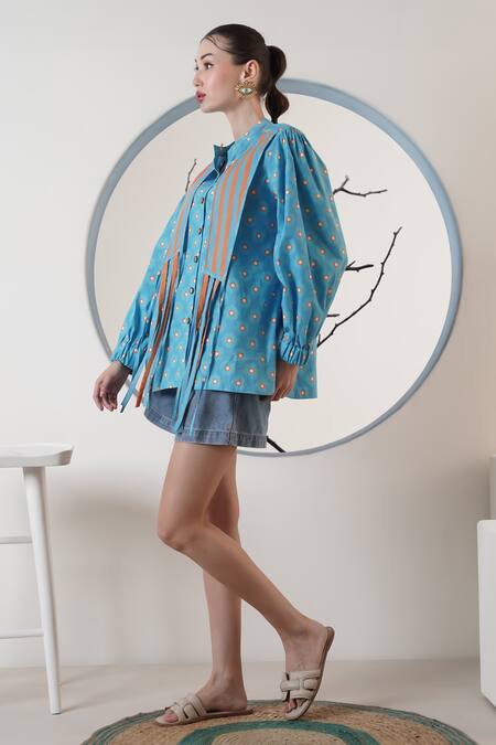 Surabhi Arya_Blue Poplin Round Neck Printed Shirt _Online_at_Aza_Fashions