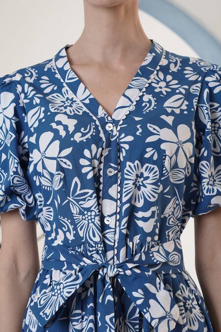 Surabhi Arya Blue Poplin V-neck Floral Print Midi Dress at Aza Fashions Surabhi Arya_Blue Poplin V-neck Floral Print Midi Dress _at_Aza_Fashions
