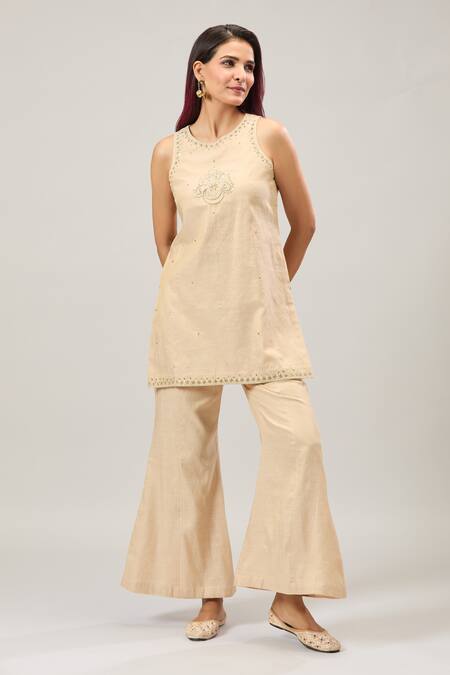Buy_Naintara Bajaj_Beige Chanderi Embroidery, Beads Round Neck Pure Kurta Set