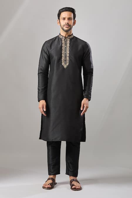Arihant Rai Sinha_Black Embroidery Plain Banarasi Silk Kurta Set _Online_at_Aza_Fashions