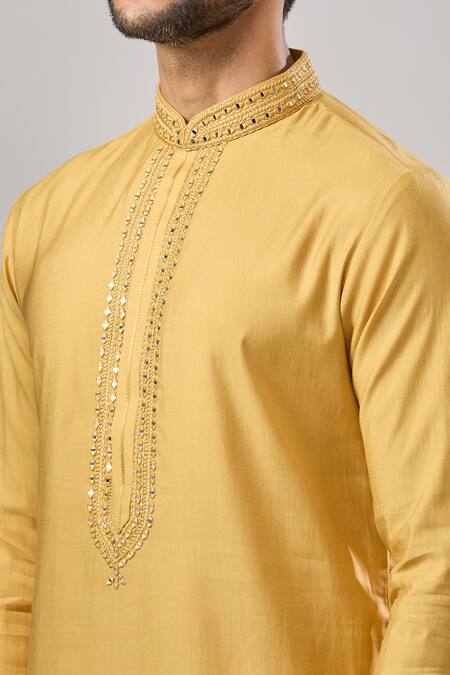 Arihant Rai Sinha_Yellow Embroidery Plain Banarasi Kurta Set_Online_at_Aza_Fashions